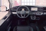 Volkswagen обновил Multivan